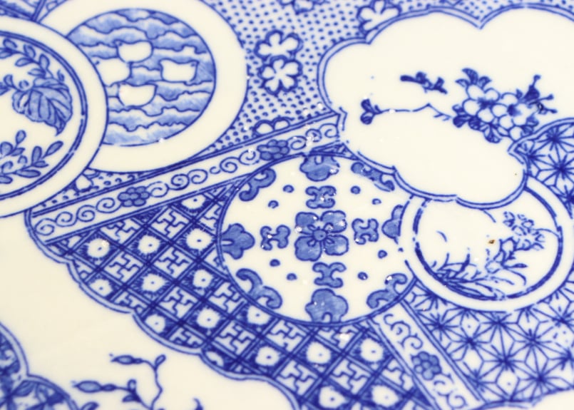 明治後期～大正銅判梟と窓絵散らし図尺皿 窯傷 | 吉祥寺PukuPuku