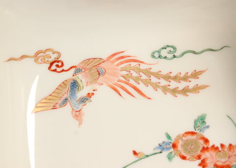 明治後期~大正色絵春蘭と牡丹に鳳凰図角小鉢①