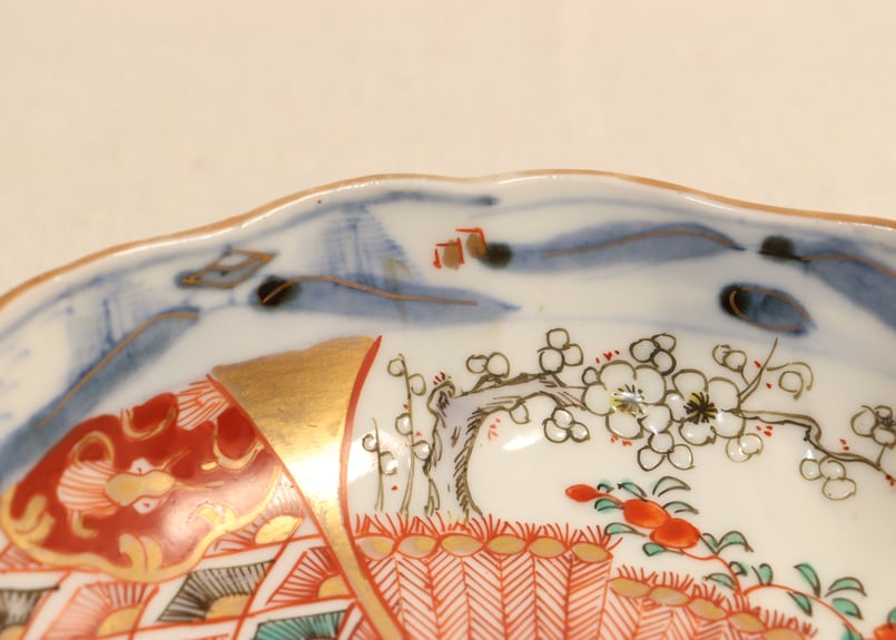 幕末～明治期　色絵鶴亀文様蓋物　五客　納箱付　料理屋　古器を楽しむ　金襴手　赤絵 幕末～明治期 色絵鶴亀文様蓋物 五客 納箱付 料理屋 古