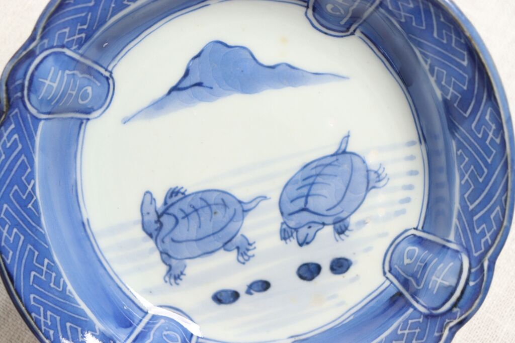 江戸後期染付亀図なます皿 窯傷,少甘手 | 吉祥寺PukuPuku
