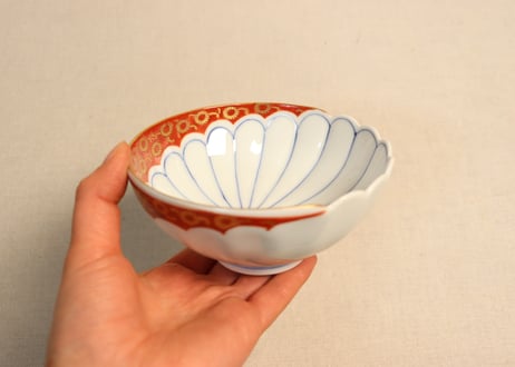 明治後期～大正赤絵金彩菊花型小鉢