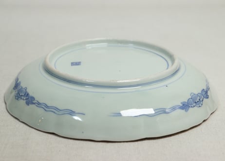 江戸幕末色絵牡丹と青玉図通り物7寸皿①