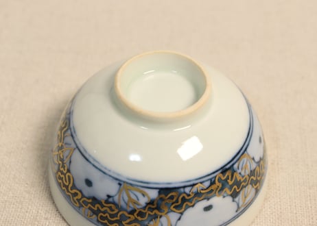 明治後期～大正金彩染付菊図湯呑