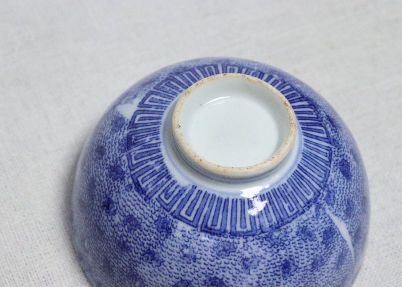 ★大正~昭和初期★　染付花唐草文小碗　2個組 染付全面花唐草文 蓋碗 | 李荘庵 −RISOAN−