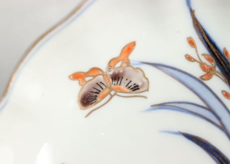 明治前期色絵春蘭に扇と菊図なます皿 ②ノミホツ