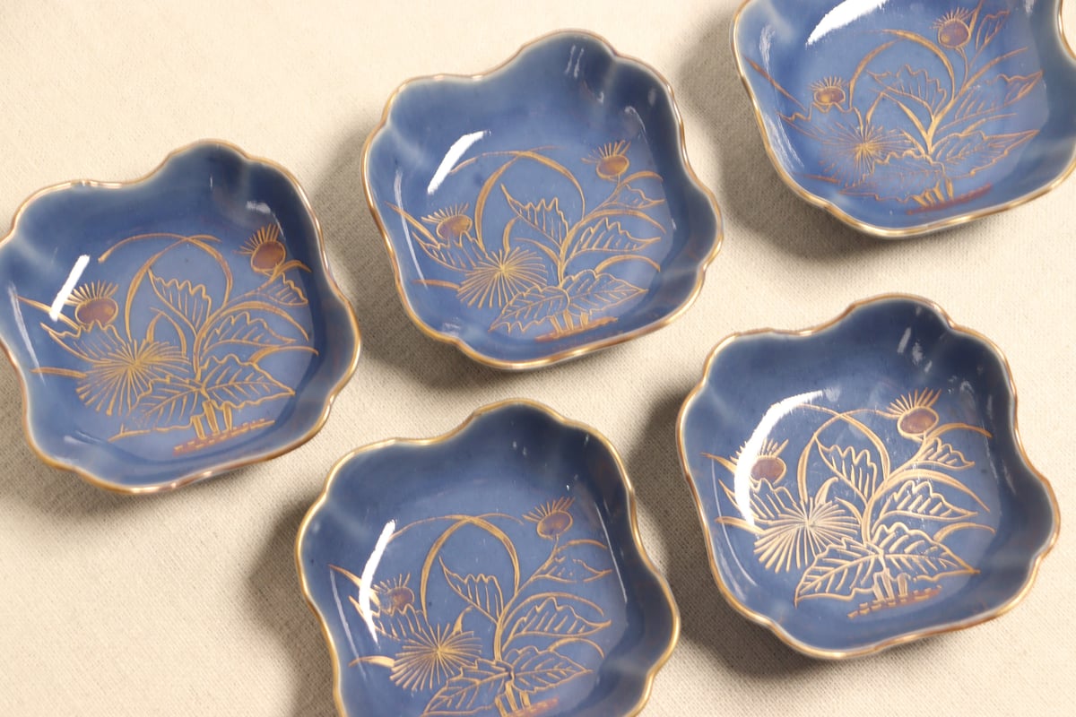 江戸中期瑠璃釉金彩薊図四弁小皿 | 吉祥寺PukuPuku