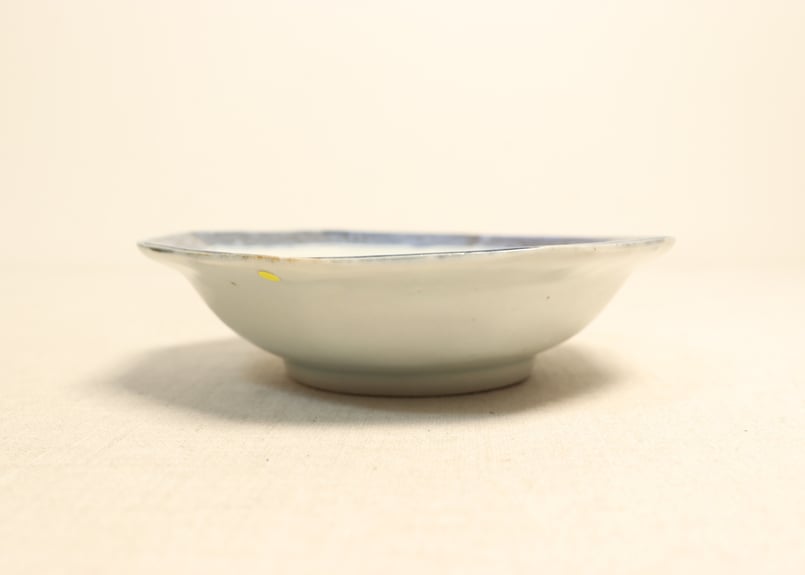 江戸後期染付水仙図八角皿③少甘手,フリモノ、窯傷 | 吉祥寺PukuPuku