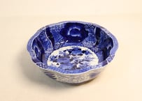 明治前期ベロ染付捻子に菊と牡丹図8寸鉢
