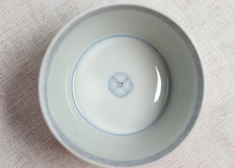 江戸後期染付貝と海藻図猪口