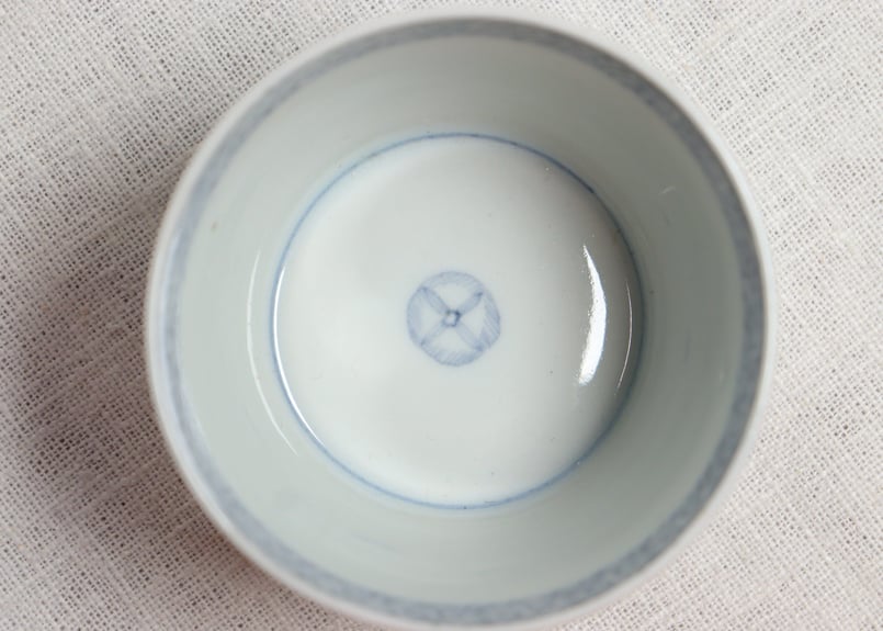 送料無料　旧家蔵出　江戸時代山水楼閣図染付湯呑/蕎麦猪口/茶杯５客　茶道具 DSCF4260_1500x.jpg?v=1661474167