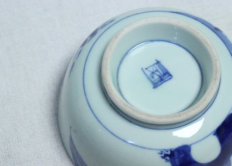 明治後期～大正染付山水に芭蕉図蒸茶碗