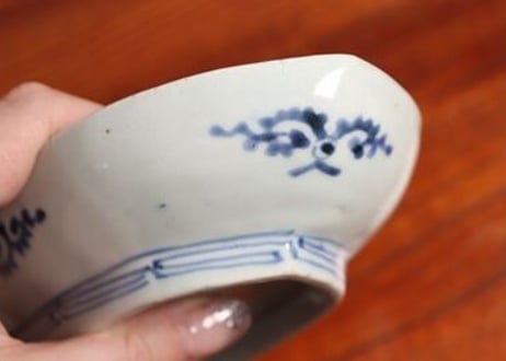 江戸中期染付流水に菊図舟形皿①