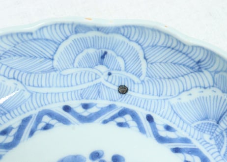 江戸幕末染付線描き蝶と牡丹図６寸皿