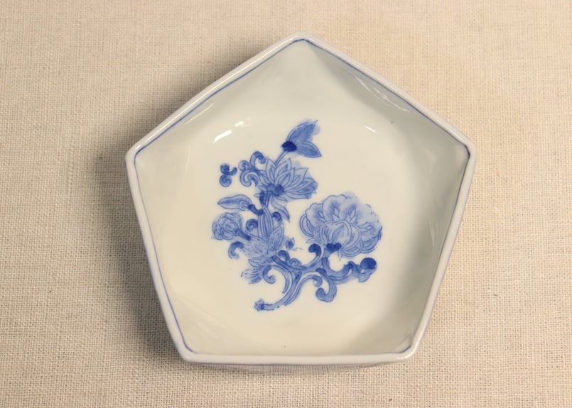 明治後期~大正銅判花図面取り五角小鉢 | 吉祥寺PukuPuku