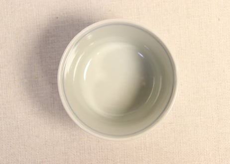 江戸幕末染付微塵唐草図猪口② 高台窯傷