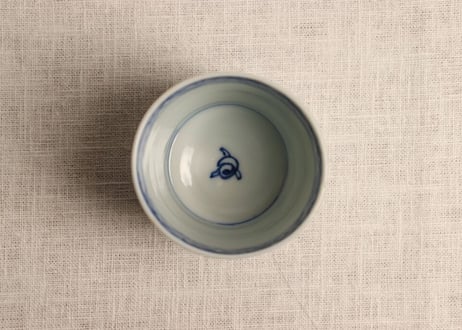 明治前期東北の焼染付三方に葉図猪口