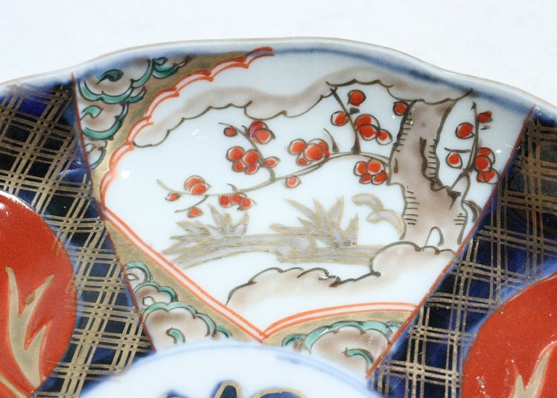 明治前期色絵桃に梅図7寸皿 | 吉祥寺PukuPuku