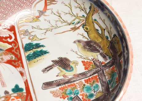 明治前期色絵鳥と巾着袋図三ツ組鉢 中サイズ釉剥げ