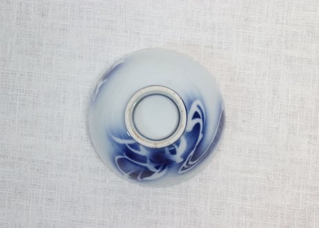 大正~昭和戦前吹き墨芦と水鳥図湯吞