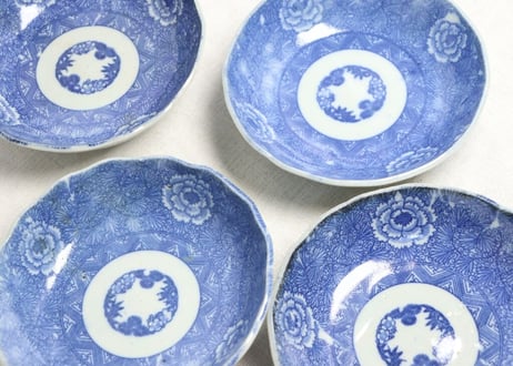 明治後期～大正銅判牡丹唐草文なます皿 色擦れ,個体差有り