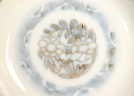 明治前期色絵桜と万年青図通り物飯茶碗②薄め