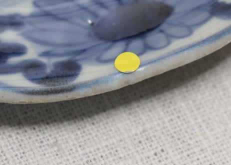 江戸中期染付二方に菊図6寸皿 ムシクイ,フリモノ