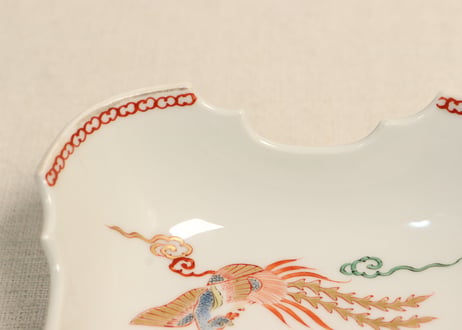 明治後期~大正色絵春蘭と牡丹に鳳凰図角小鉢①