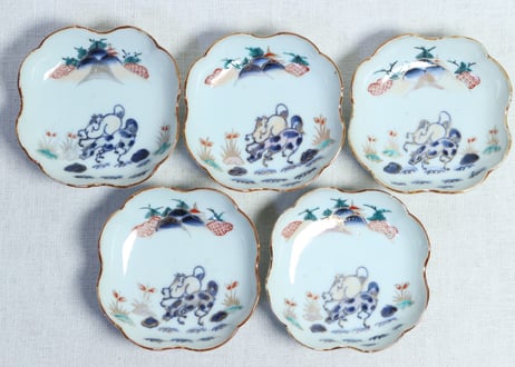 江戸中期色絵馬図四弁通り物小皿 　5客組