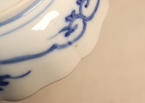 明治後期～大正大聖寺焼色絵花唐草と菊図なます皿