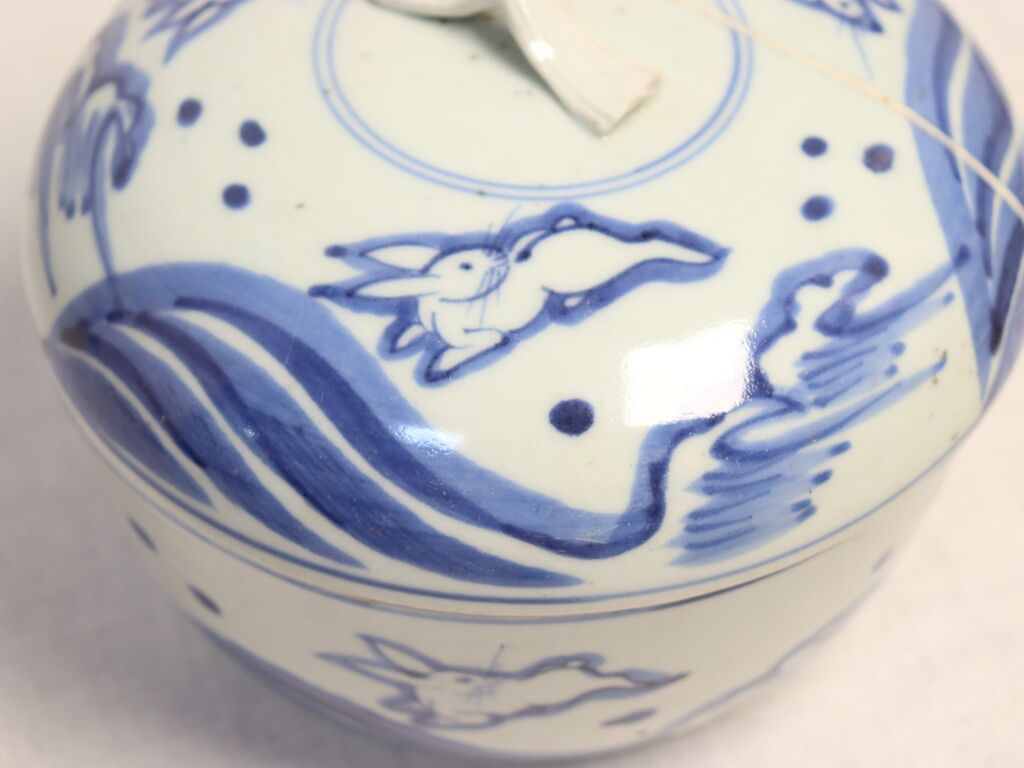 骨董品染付⬜︎福うさぎ兎図柳図三客茶器ぐい呑時代物