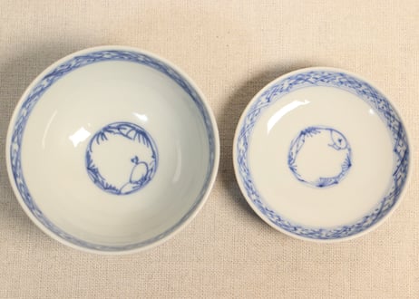 明治前期染付羽根微塵唐草図飯茶碗