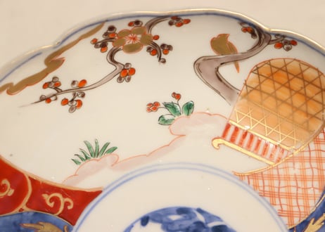 明治前期色絵梅と鶯に鳥籠図通り物7寸皿