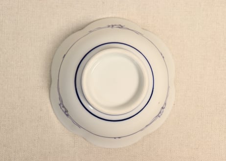 明治後期~大正色絵牡丹と菊梅図六弁小鉢
