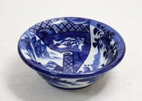 明治前期ベロ藍染付山水と牡丹図7.5寸鉢