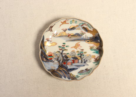 明治前期色絵山水図通り物小皿