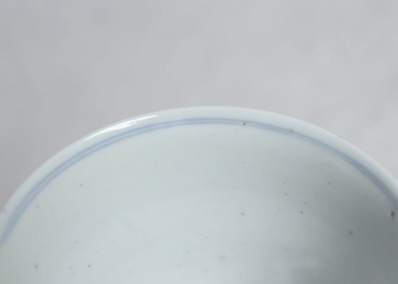 秋草錦手　猪口　江戸後期 江戸後期染付貝図広東型猪口 高台アタリキズ | 吉祥寺PukuPuku