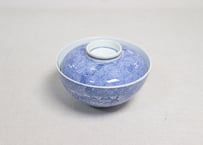 明治後期～大正銅判菊と蝶図蓋茶碗①