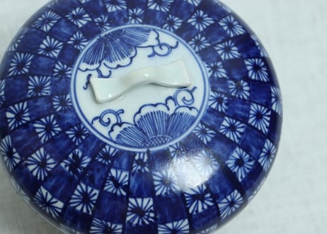 明治前期染付市松文食籠ノミホツ