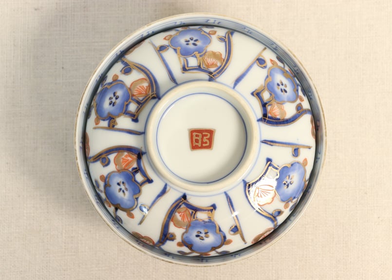 明治～大正期　輸出向　有田焼　色絵人物図　窓絵　アンティーク　植木鉢 明治～大正期 輸出向 有田焼 色絵人物図 窓絵 アンティーク 植木鉢