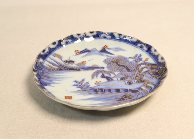 金彩　染付　色絵大皿 明治前期金彩染付山水図7寸皿 | 吉祥寺PukuPuku