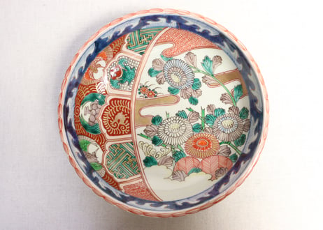 明治前期色絵菊と鶴亀図三ツ組鉢
