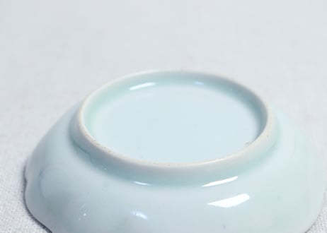 江戸後期染付山水に花図豆皿②　薄め