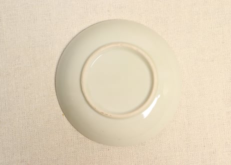 明治後期~大正銅判菊と山水図小皿②薄め