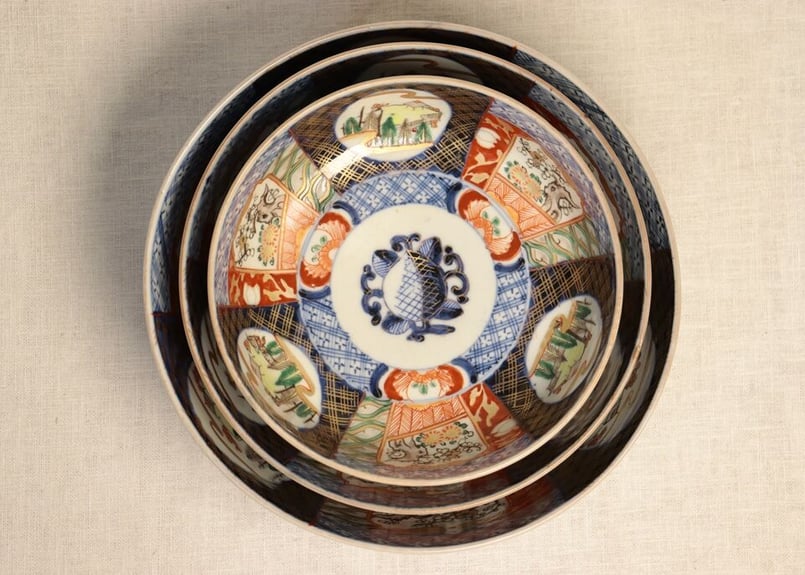 明治前期色絵六方に梅と山水図三つ組鉢 | 吉祥寺PukuPuku