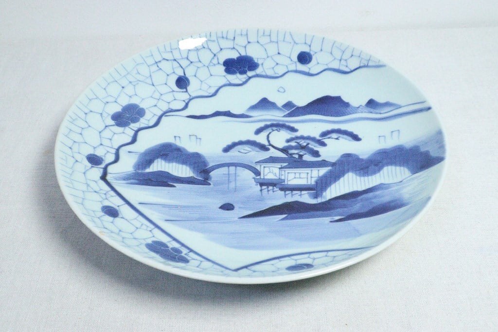 江戸幕末染付梅花氷裂に山水図尺1寸皿 | 吉祥寺PukuPuku
