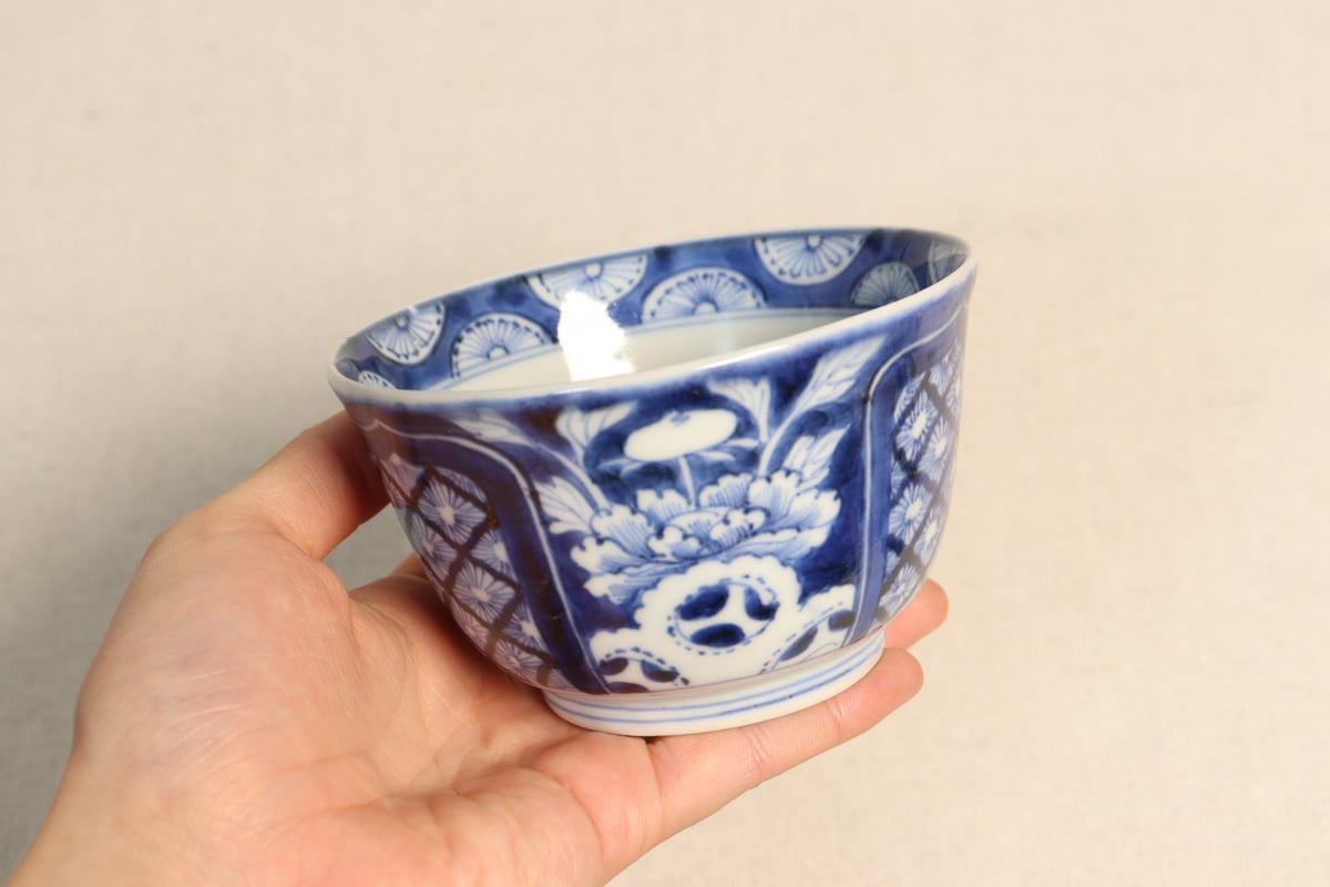 江戸後期染付牡丹と幾何学丸文図向付 | 吉祥寺PukuPuku