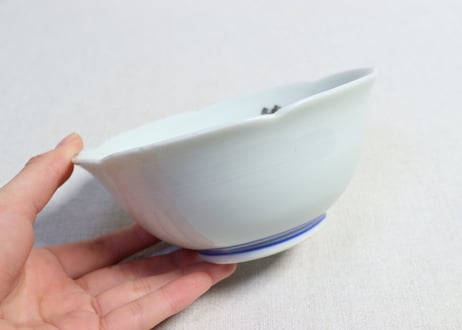 明治後期～大正赤絵金彩山水図通り物4寸鉢