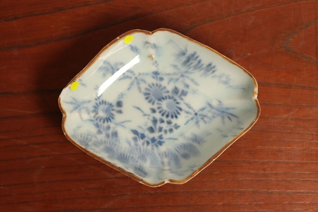 皿■染付 ホツ有り 古い中皿 砂高台 古玩 唐物 中国 古美術 時代物 骨董品■ 皿□染付 ホツ有り 古い中皿 砂高台 古玩 唐物 中国 古