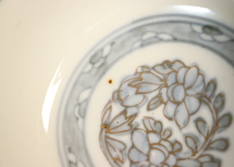 明治前期色絵桜と万年青図通り物飯茶碗②薄め