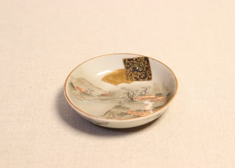 明治前期九谷焼色絵家風景図通り物豆皿①